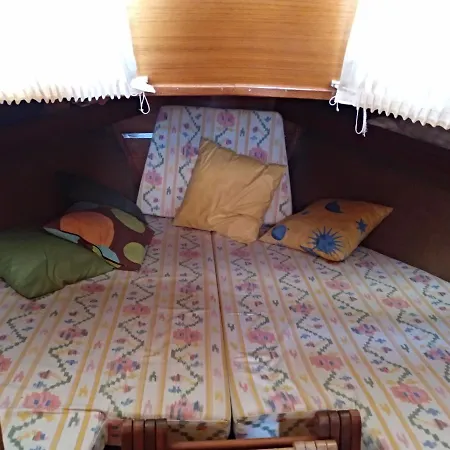 Botel Llaut Menorquin